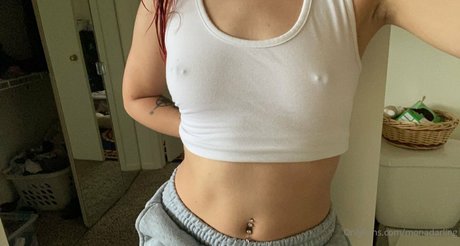 skinny milf onlyfans beautiful photos