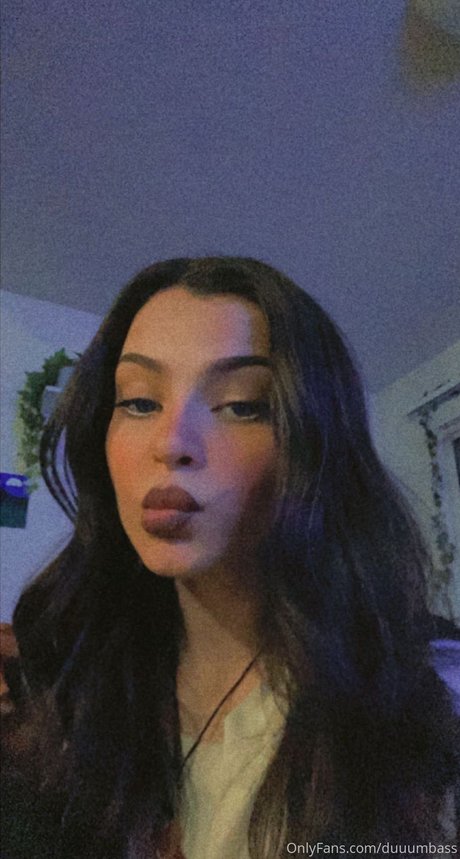 Duuumbass_ free model pictures