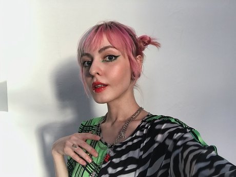 thick blonde onlyfans beautiful gallery