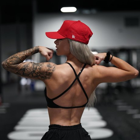 Mackenzie Ray_ model nice pics