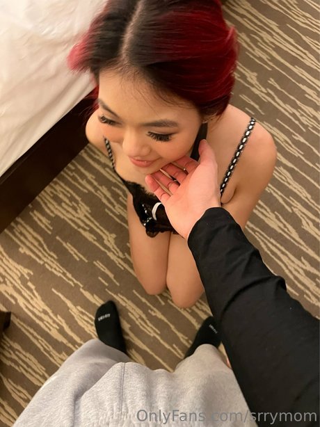 Srrymom pornographic model galleries