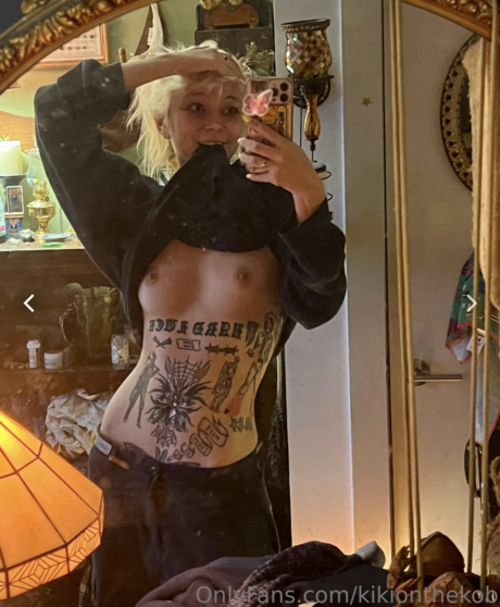 housewife onlyfans sexy nude pic