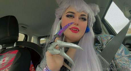 Sylvipix Young Goth Milf star naked image