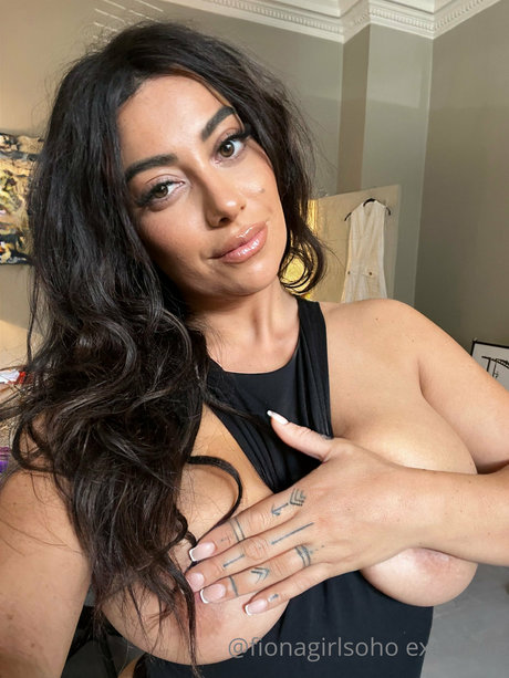 Fiona Siciliano exclusive pornstar photos