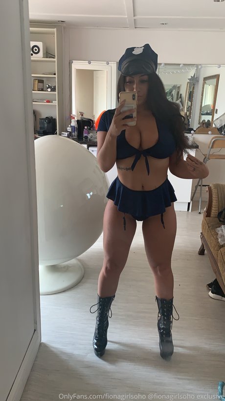 Fiona Siciliano star perfect image