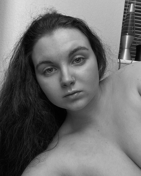 Xsarahlbx pornstar hot picture