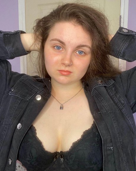 Xsarahlbx pornstar adult photos