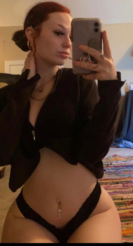 Madgotfanz_ xxx model pic