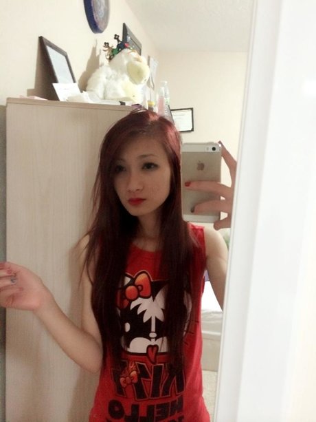 _Nancy Tran art model galleries