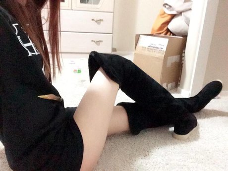 _Nancy Tran model high quality archive