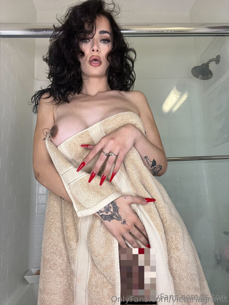 Victoriagrantt perfect model pictures