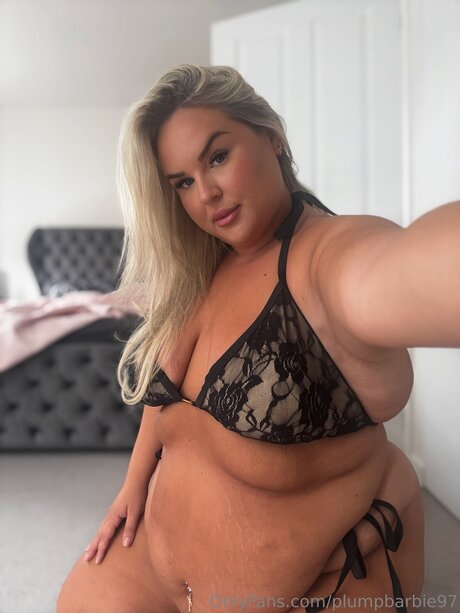 Plumpbarbie97 star nudes photos