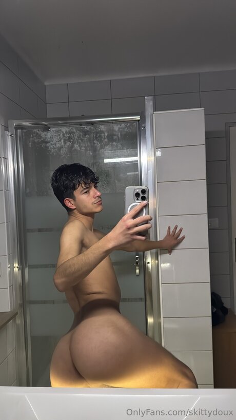 Skittydoux pornographic star galleries