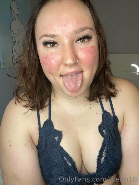 Bisexualcollegegirl art star pics