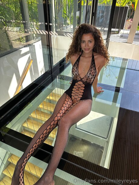 Mileyreyes free star image