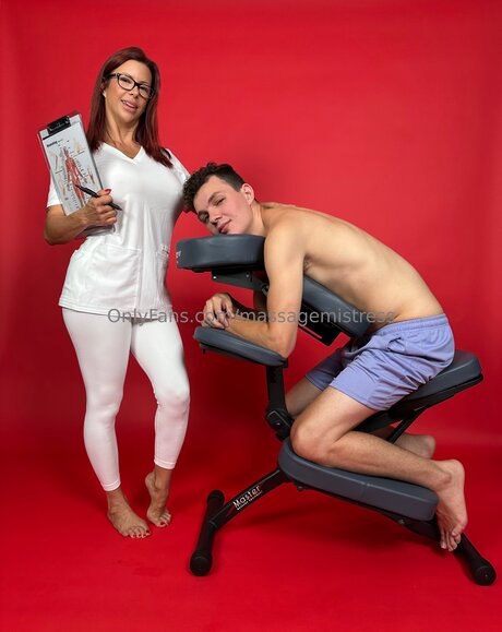Massagemistress perfect model image