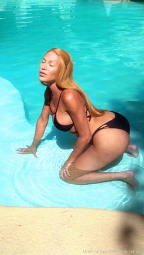 Themiaisabella porn model pics