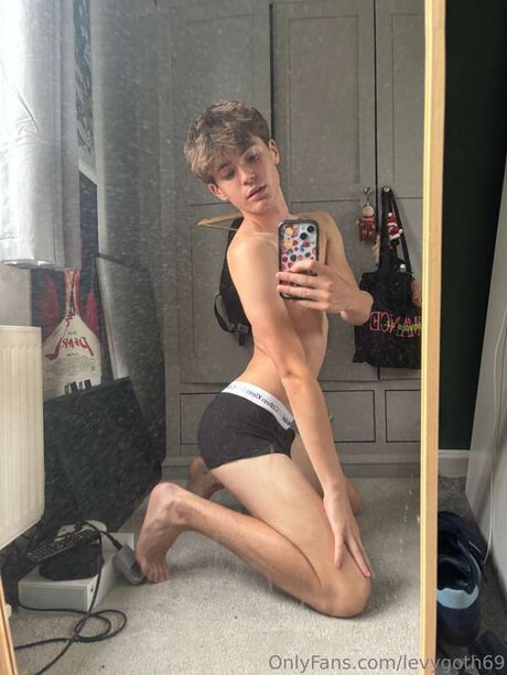 Levygoth69 high quality actress photo