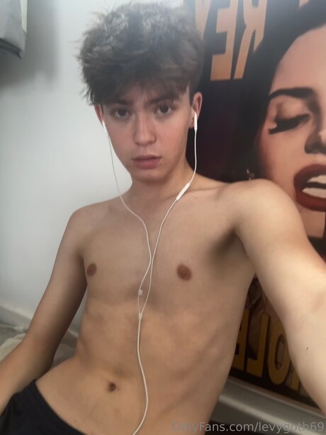 Levygoth69 pornstar high quality img