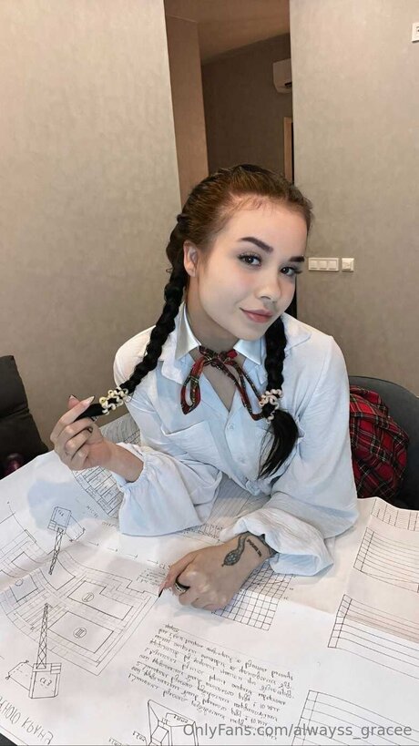 Alwayss Gracee top star pictures