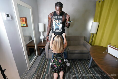 Peachhautewife sexy actress images