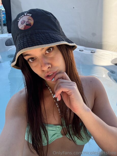 Nicoleskirtsfree pornstar free archive