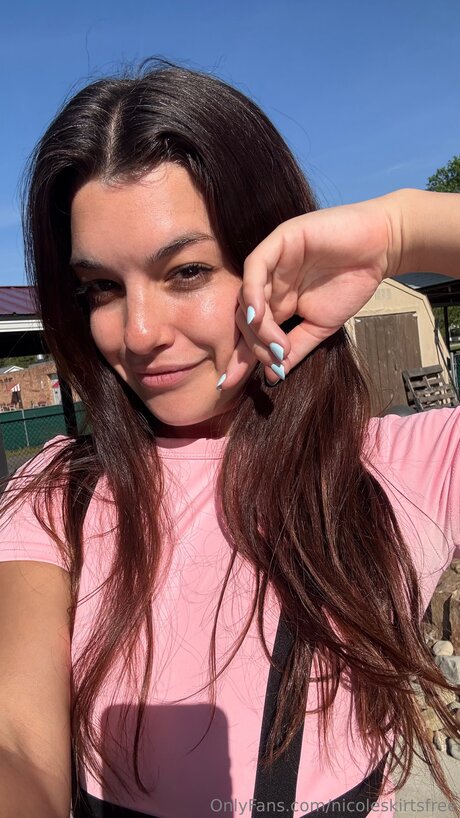 Nicoleskirtsfree best model images