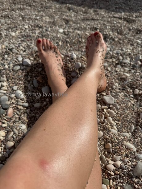 Aliawayfree exclusive actress pic