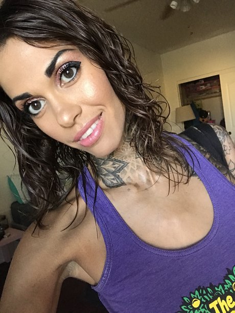 Aili Xposed pornstar best pic