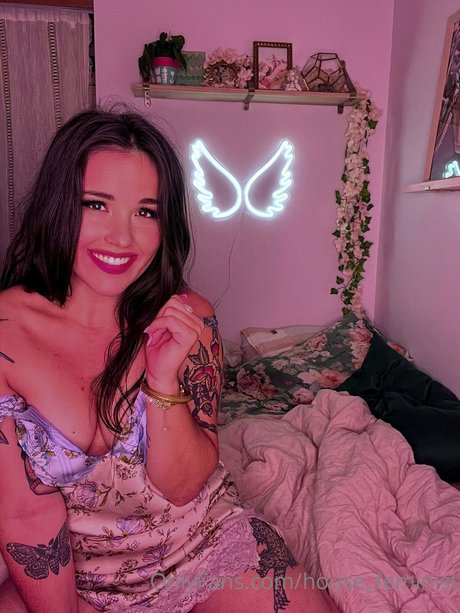 Sweatpants Cher model free photos