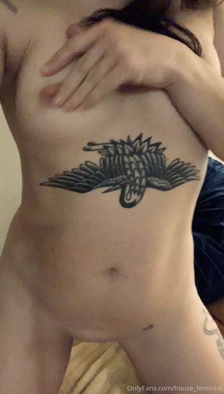 Sweatpants Cher nude model image