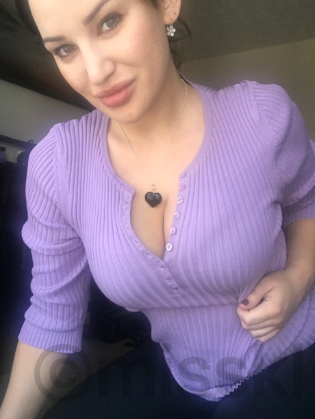 thigh high boots onlyfans exclusive pics