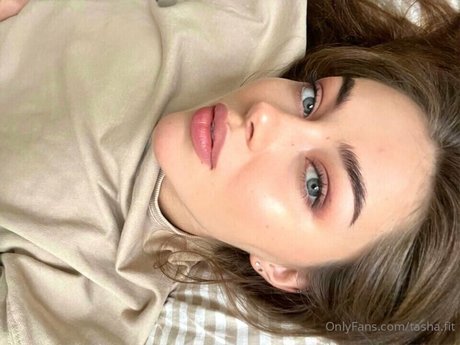 Tasha Fit_ erotic star picture