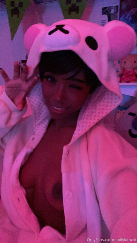 Emily kimchi perfect pornstar gallery