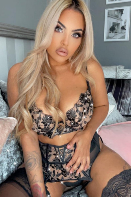 Tanya Lucie_ high quality actress images