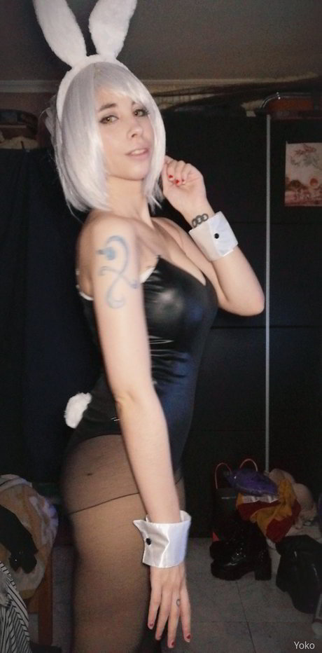 Yoko_ model naked img