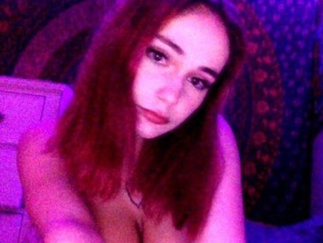 Gothicbratgf_ model pornographic photos