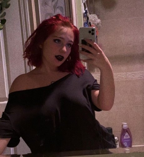 Gothicbratgf_ pornographic star archive