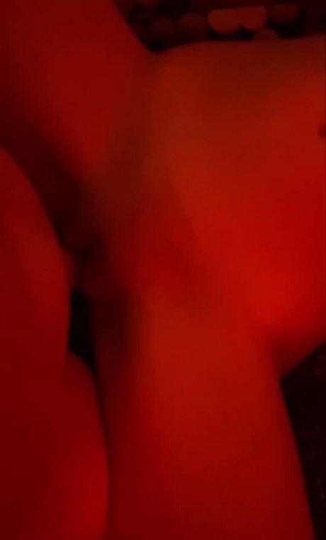 Gothicbratgf_ porn model archive