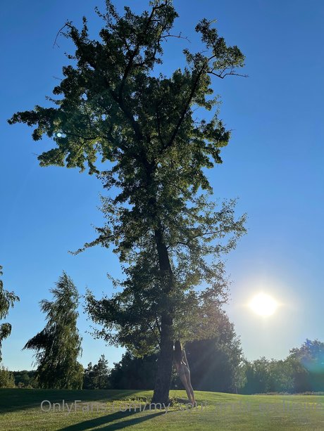 _Anda Kiev star exclusive photo