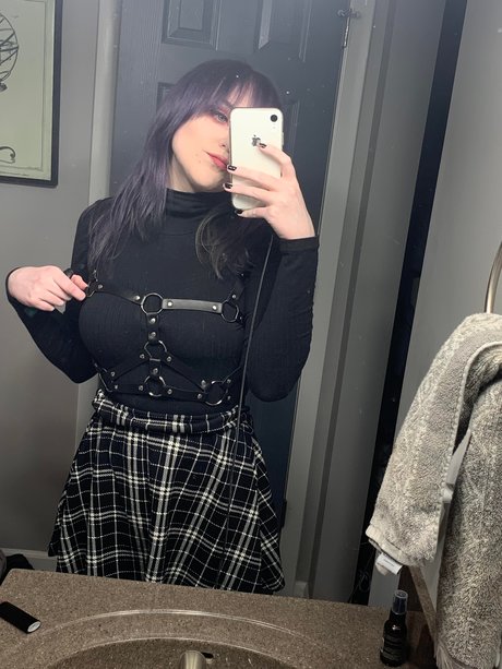 Sad Cthulu pornstar high quality images