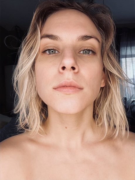 _Toadlips star hot picture