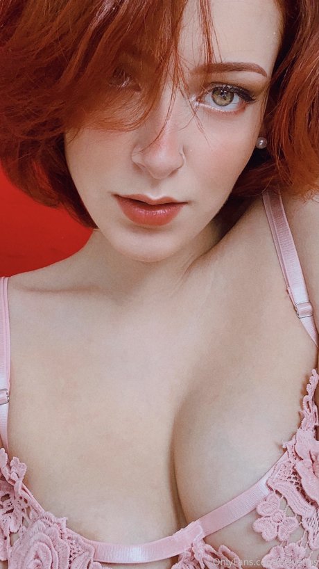 Oriana Valentine model pretty archive