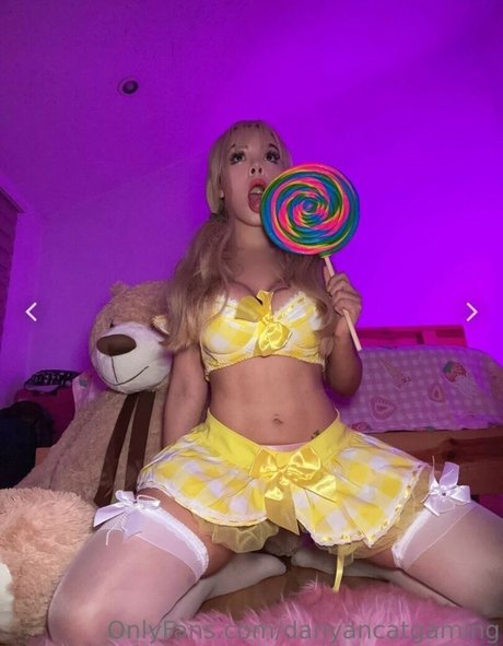 Danyancat star xxx image