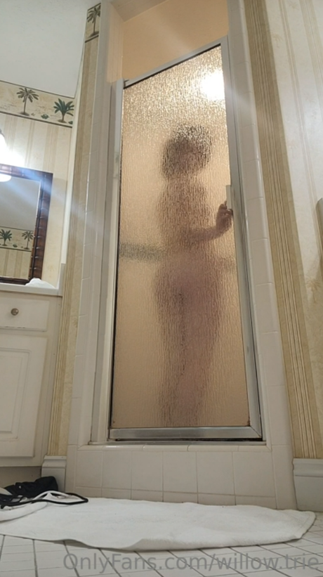 Willow Trie pornstar exclusive images