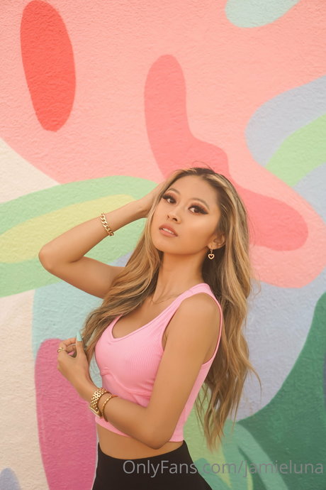 Jamie Luna star hd galleries