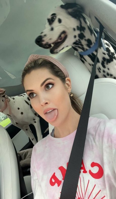 ukraine teen onlyfans pornographic images