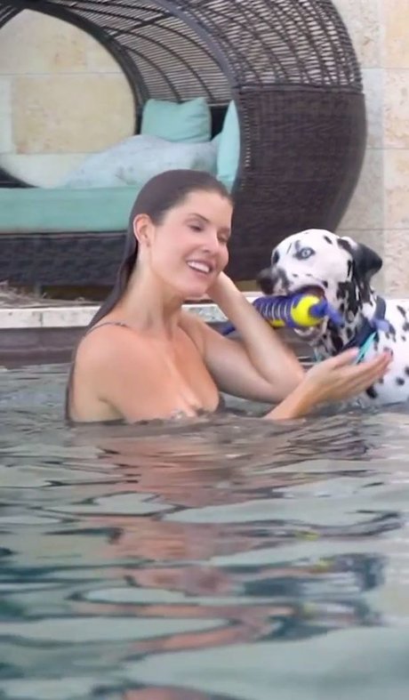 female popular onlyfans best galleries