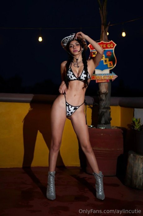 Aylincutie xxx pornstar photos