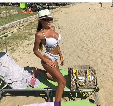 Kristina Penava nudes model photos